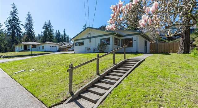 Photo of 2120 Old Lakeway Dr, Bellingham, WA 98229
