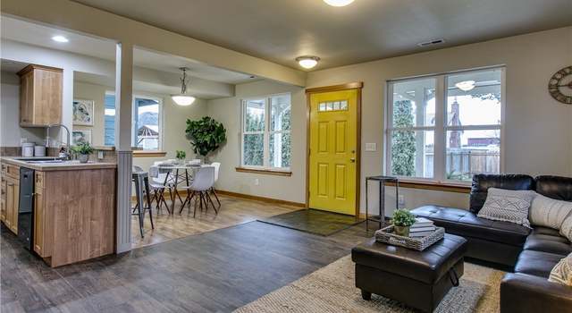 Photo of 2228 Humboldt St, Bellingham, WA 98225