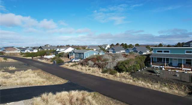 Photo of 1290 Storm King Ave SW, Ocean Shores, WA 98569