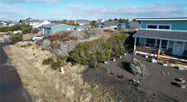 Photo of 1290 Storm King Ave SW, Ocean Shores, WA 98569