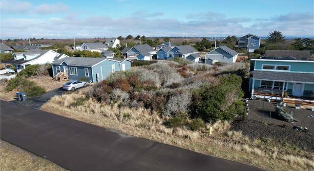 Photo of 1290 Storm King Ave SW, Ocean Shores, WA 98569