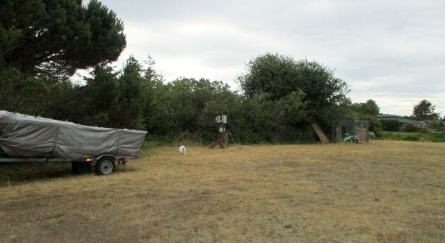 Photo of 212 S Razor Clam Dr SW, Ocean Shores, WA 98569