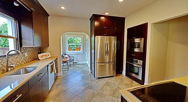 Photo of 9212 36th Ave SW, Seattle, WA 98126