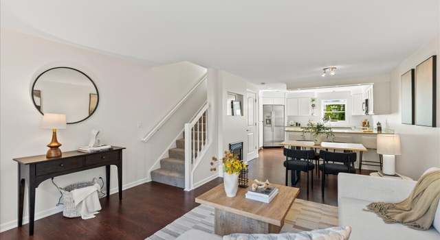 Photo of 233 3rd Ave N #16, Edmonds, WA 98020