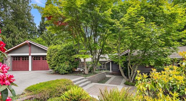 Photo of 10517 Robbers Roost Rd, Edmonds, WA 98020