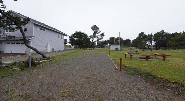 Photo of 29102 H St, Ocean Park, WA 98640