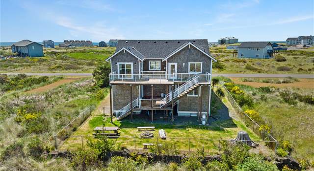 Photo of 470 W Wind Ave SW, Ocean Shores, WA 98569