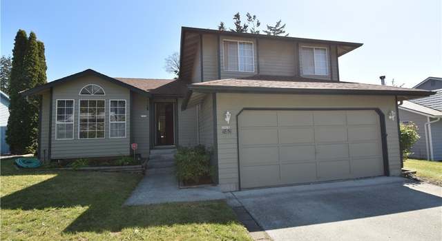 Photo of 1851 NE 11th Ave, Oak Harbor, WA 98277