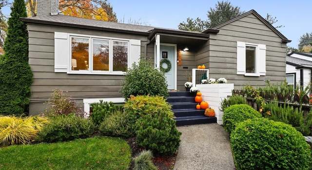 Photo of 3522 32nd Ave W, Seattle, WA 98199