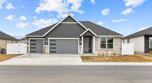 Photo of 705 J St NE, Quincy, WA 98848