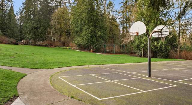 Photo of 18422 NE 26th Way, Redmond, WA 98052