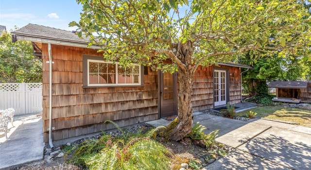 Photo of 2735 Pacific St, Bellingham, WA 98226