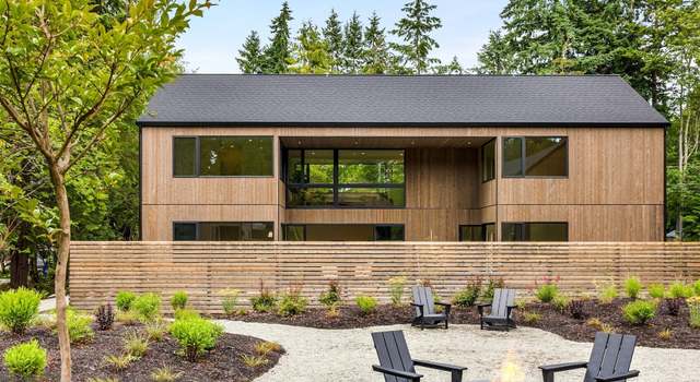 Photo of 580 Park Ave NE, Bainbridge Island, WA 98110