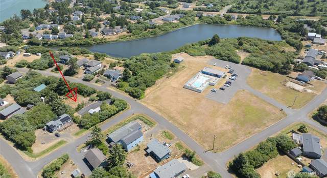 Photo of 286 Seashore St SW, Ocean Shores, WA 98569