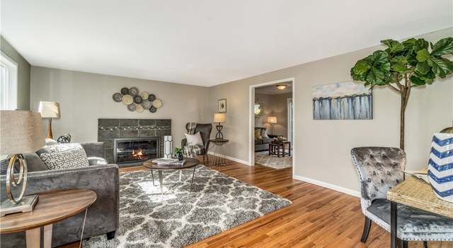 Photo of 17224 NE 6th Pl, Bellevue, WA 98008