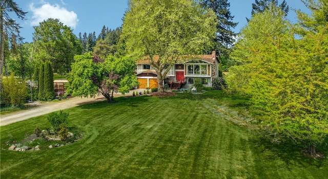 Photo of 18608 NE 165th St, Woodinville, WA 98072