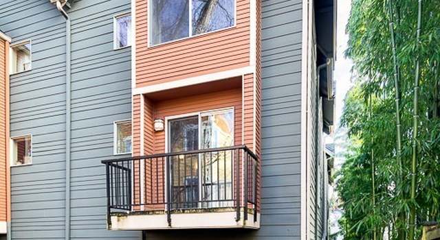 Photo of 9239 Woodlawn Ave N Unit A, Seattle, WA 98103