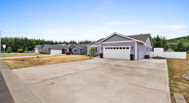 Photo of 611 Woodside Rd, Cosmopolis, WA 98537