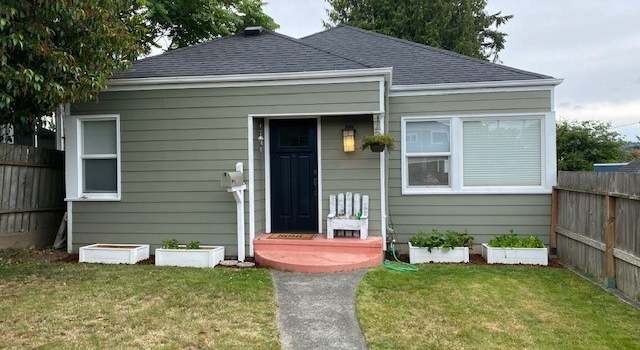 Photo of 1116 Nipsic Ave, Bremerton, WA 98310