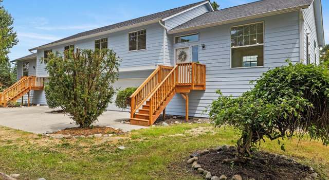 Photo of 17703 Engebretsen Rd, Granite Falls, WA 98252