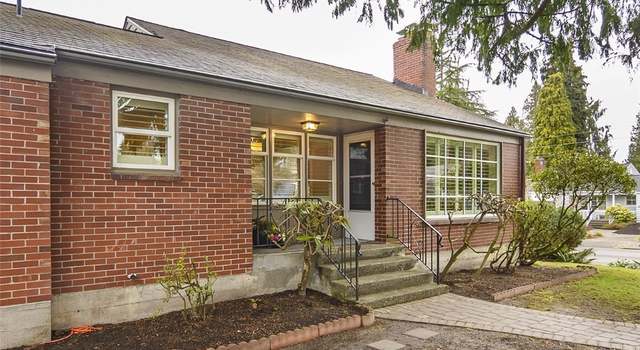 Photo of 8257 39th Ave NE, Seattle, WA 98115
