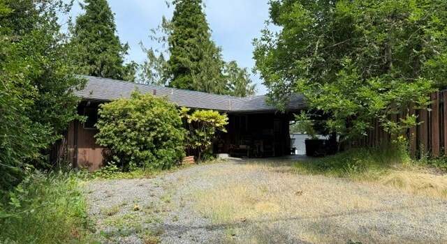 Photo of 13257 Holmes Point Dr NE, Kirkland, WA 98034