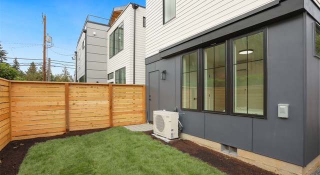 Photo of 2117 B N 117th St, Seattle, WA 98133