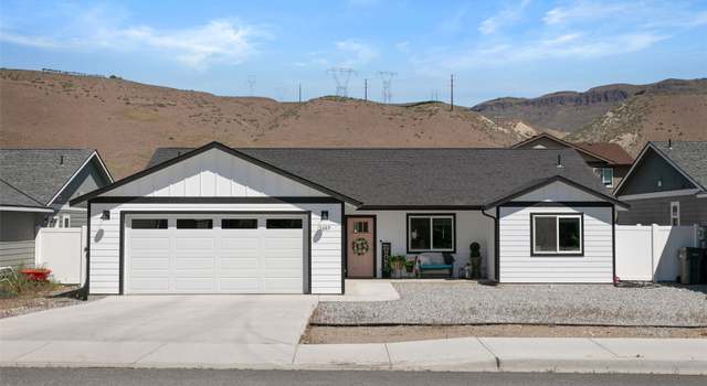 Photo of 5689 Penn Ave, Rock Island, WA 98850