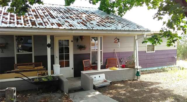 Photo of 1094 Adams St S, Republic, WA 99166