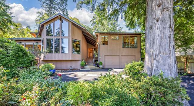 Photo of 9772 NE Murden Cove Dr, Bainbridge Island, WA 98110