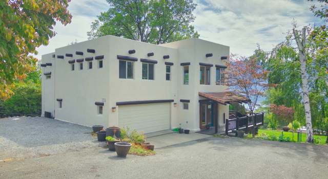 Photo of 110 Division St, Manson, WA 98831
