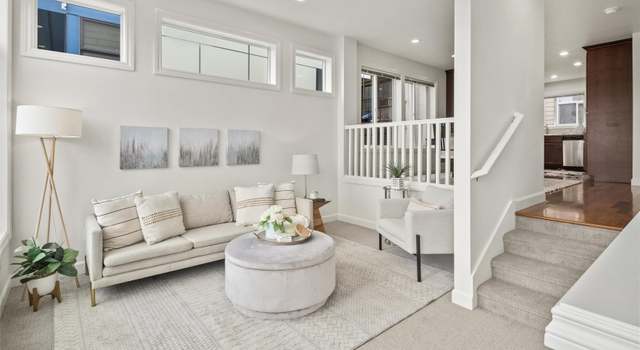 Photo of 100 W Florentia St Unit A, Seattle, WA 98119
