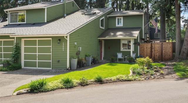 Photo of 13227 NE 139th Pl, Kirkland, WA 98034