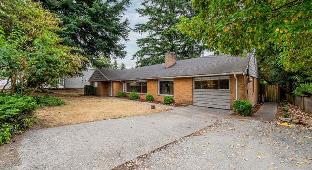 Photo of 20318 19th Ave NE, Shoreline, WA 98155