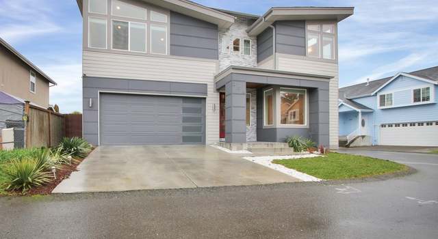 Photo of 208 E 72nd St, Tacoma, WA 98404