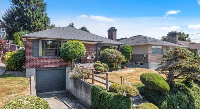 Photo of 2634 32nd Ave W, Seattle, WA 98199