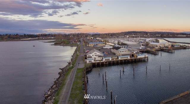 Photo of 1160 Harbor Side Dr, Blaine, WA 98230