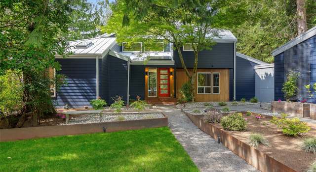 Photo of 3131 220th Pl SE, Sammamish, WA 98075