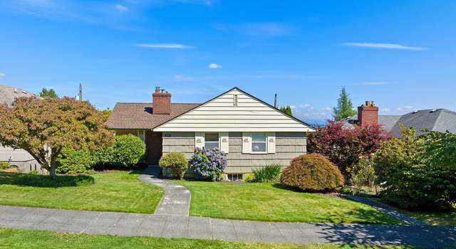 Photo of 4042 39th Ave SW, Seattle, WA 98116