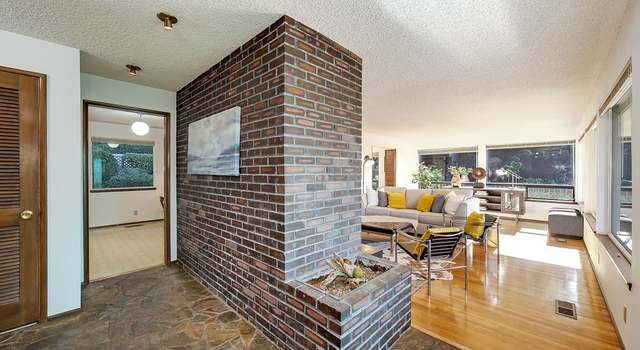 Photo of 7516 44th Pl SW, Seattle, WA 98136