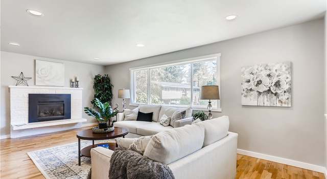 Photo of 19112 69th Pl W, Lynnwood, WA 98036