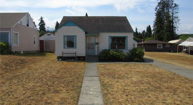 Photo of 928 E 7th St, Port Angeles, WA 98362