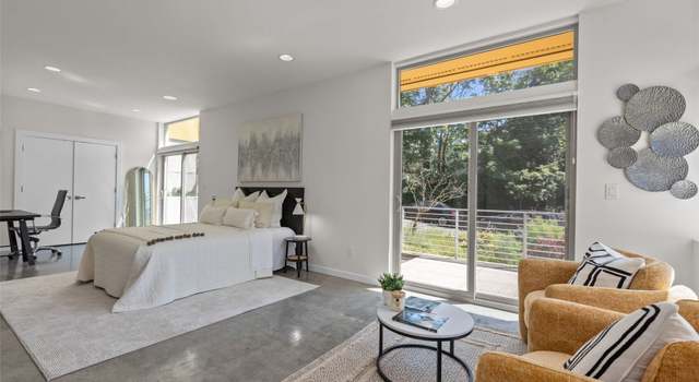 Photo of 1100 14th Ave, Seattle, WA 98122