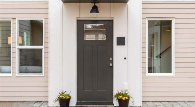 Photo of 2213 17th Ave S, Seattle, WA 98144