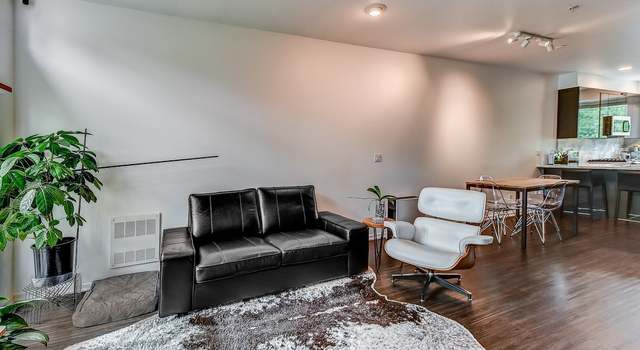 Photo of 15212 NE 81st Way #104, Redmond, WA 98052