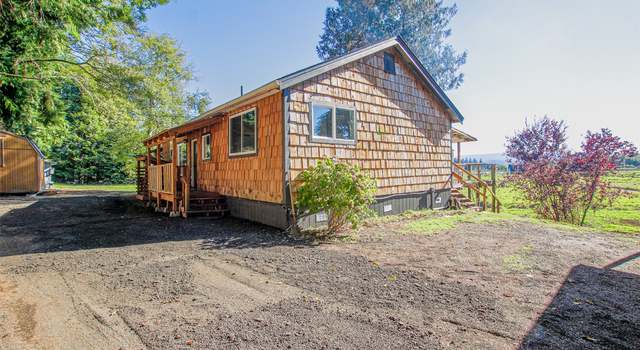 Photo of 1085 W State Route 4, Cathlamet, WA 98612
