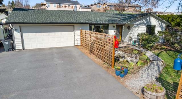 Photo of 10 Hope Ln, Manson, WA 98831