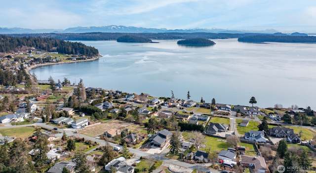 Photo of 5942 Central Ave, Anacortes, WA 98221
