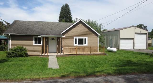 Photo of 5882 Bow St, Bow, WA 98232