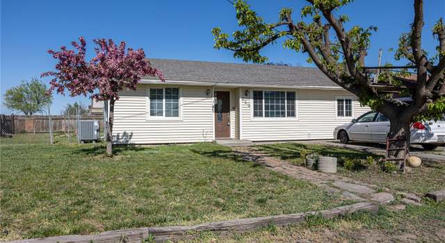 Photo of 622 W 2nd St, Mabton, WA 98935